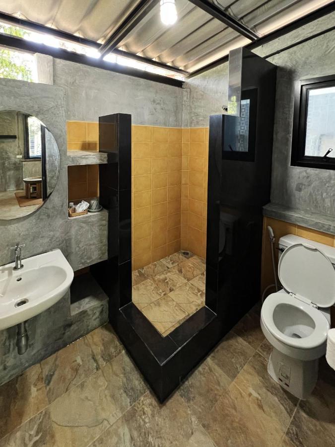 Aonang Third Place Hometel Ao Nang Bagian luar foto