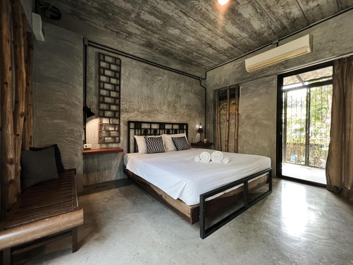 Aonang Third Place Hometel Ao Nang Bagian luar foto