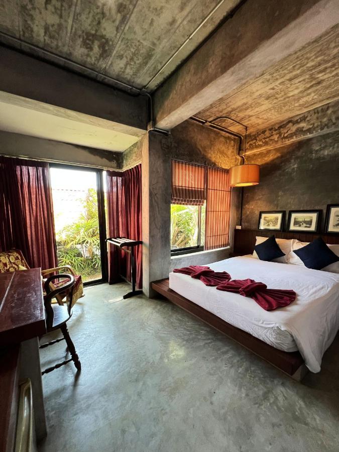 Aonang Third Place Hometel Ao Nang Bagian luar foto